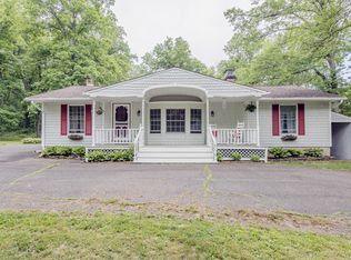 6160 N Worthington Rd, Doylestown, PA 18902