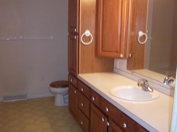 4th image of 4305 Valley Side Ct NE