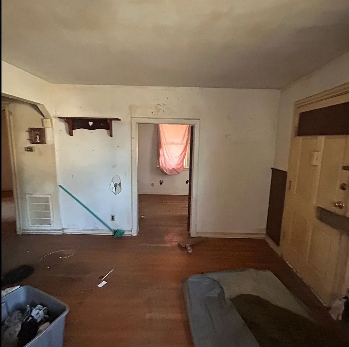 3 bed, 864 sqft, $675 — Photo 4