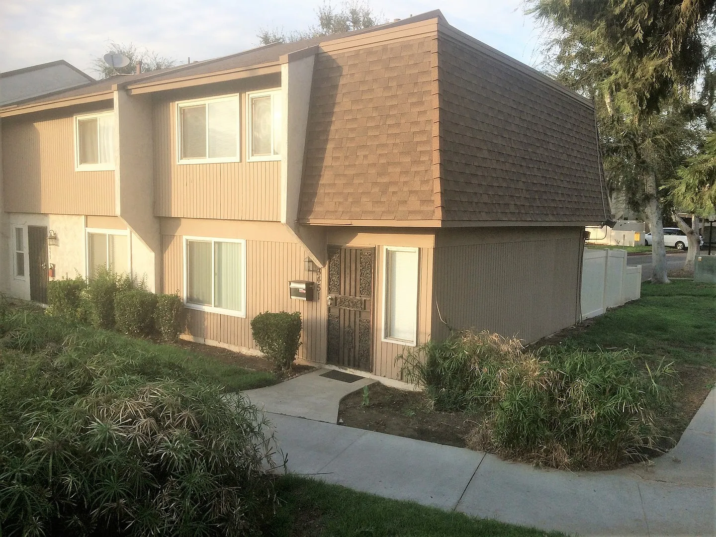 3 Bedroom Condo for Rent in Riverside | 3451 Columbia Ave — Photo 1