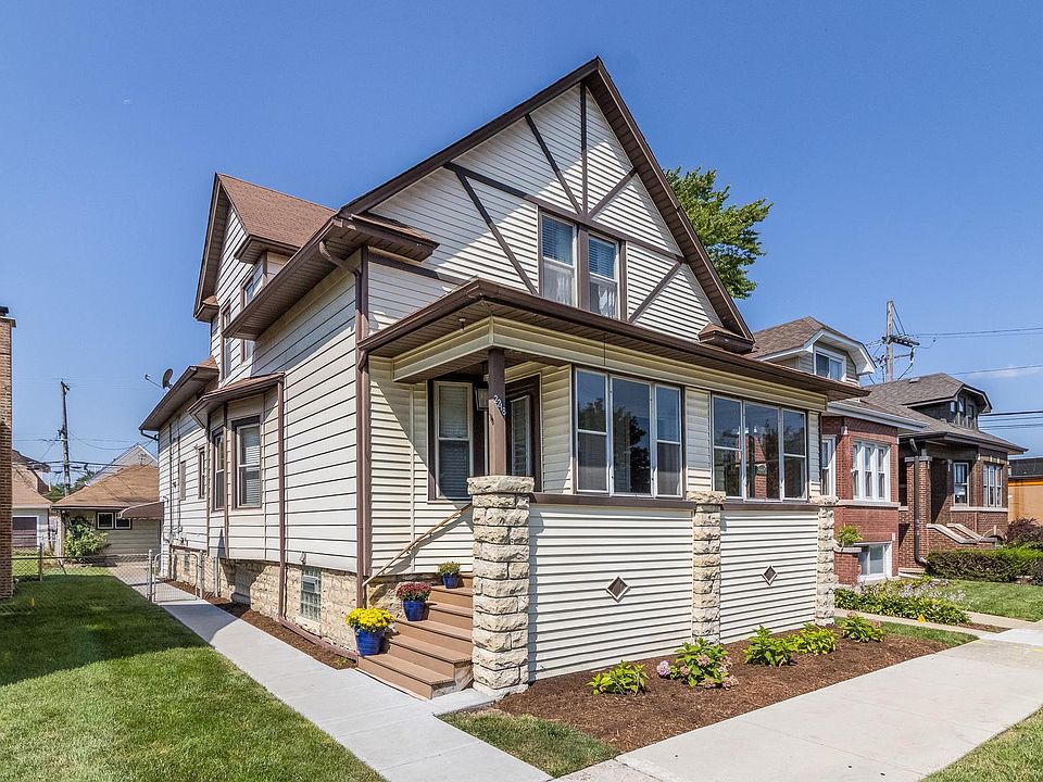 1st image of 2218 East Ave #1