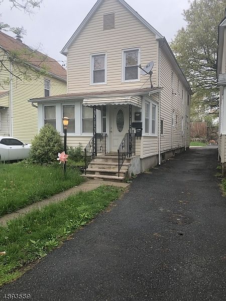1st image of 167 Jerome Pl