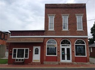 104 E 8th St, Clay City, IN 47841