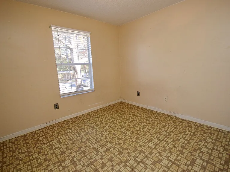 1115 Watwood Ave — Photo 7