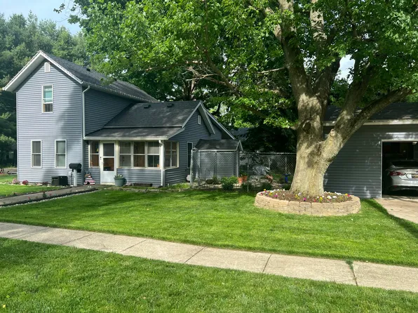 116 Pearl St, Vicksburg, MI 49097
