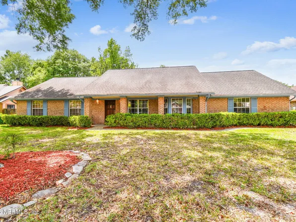 836 HICKORY SPRINGS Lane, Jacksonville, FL 32221