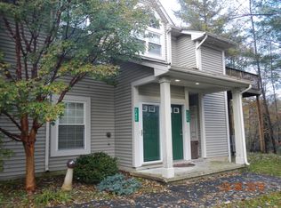 242 Turnberry Vlg, East Stroudsburg, PA 18302