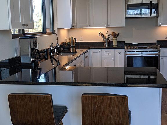 4th image of 557 Oppenheimer Dr Unit 301