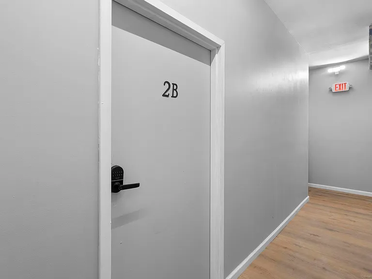 140 Grand St #3B — Photo 5