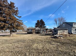 704 E Walnut St, Redwood Falls, MN 56283