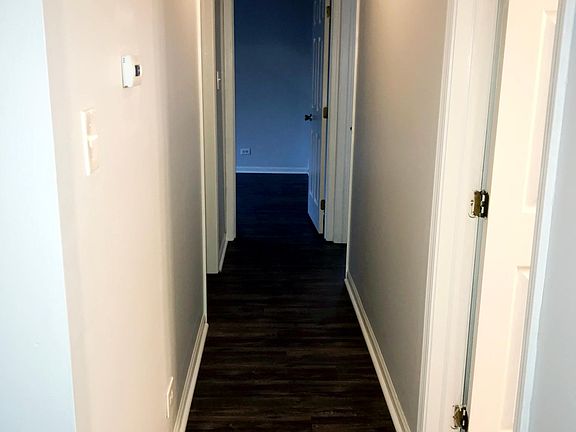 3rd image of 1389 E Evergreen Dr
