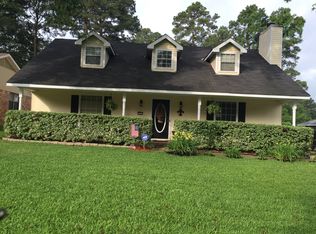 8902 Rosedown Pl, Shreveport, LA 71118