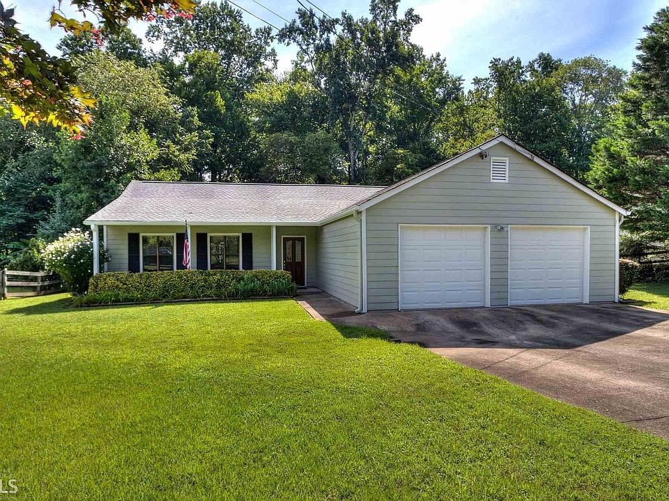 1st image of 221 Colony Springs Dr
