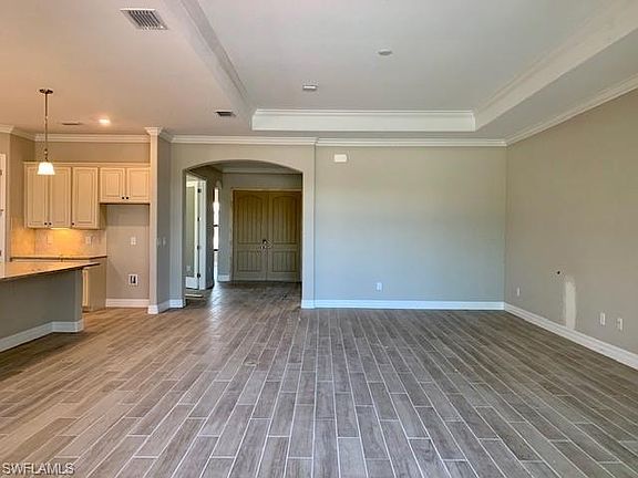 4th image of 28022 Wicklow Ct