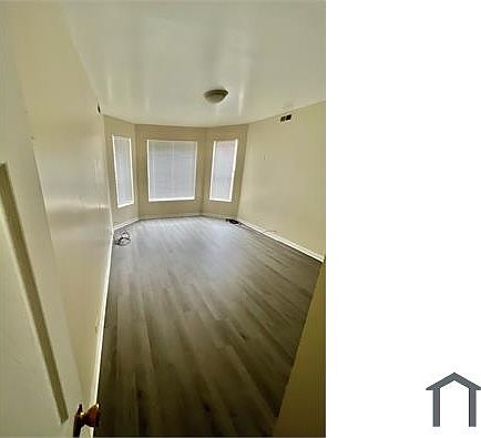 5th image of 7556 S Essex Ave #1-B
