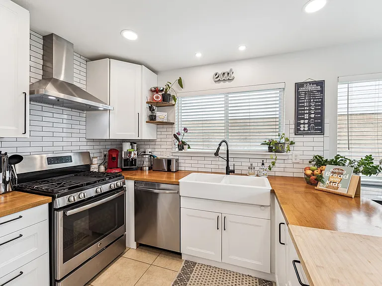 13511 Windchase Ct — Photo 7