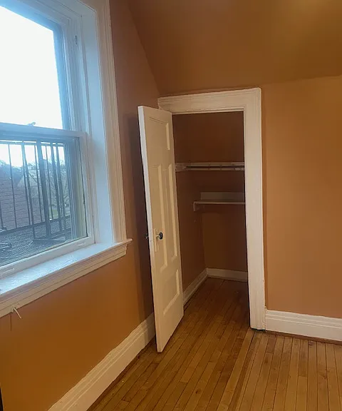 579 University Ave #7 — Photo 4
