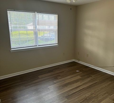 5th image of 805 Jessica Ln #B