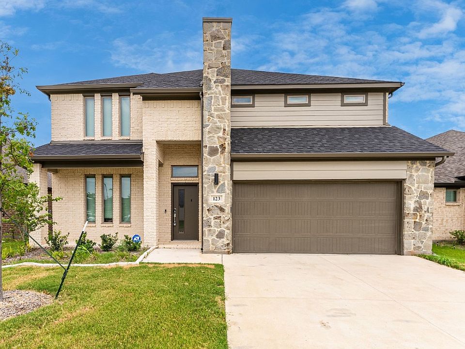 1st image of 123 Lost Maples Way
