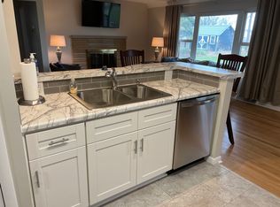 561 Moore Rd, Avon Lake, OH 44012