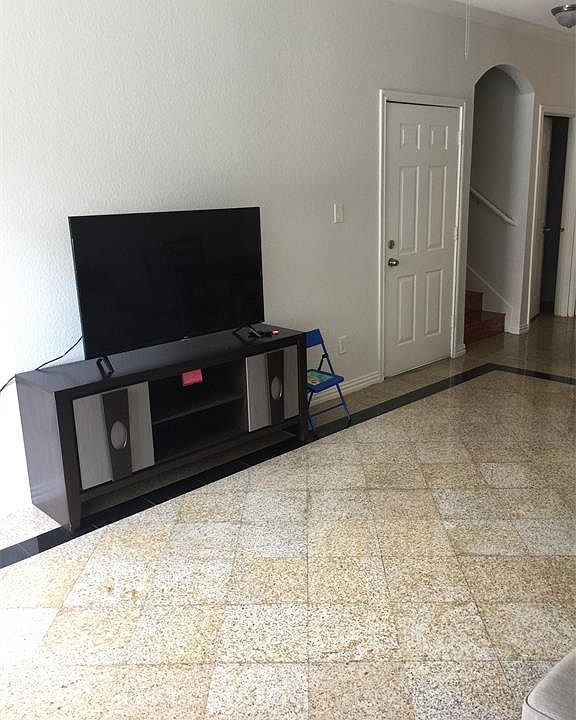 1st image of 9400 Bellaire Blvd Unit 107
