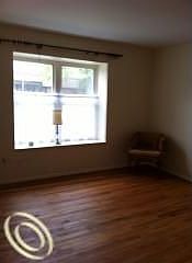 4th image of 18119 Jamestown Cir