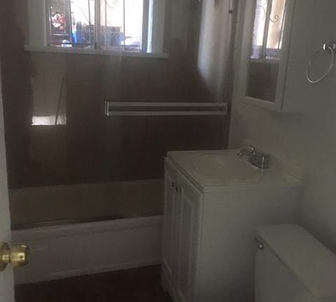 4th image of 405 N Mountain View Ave