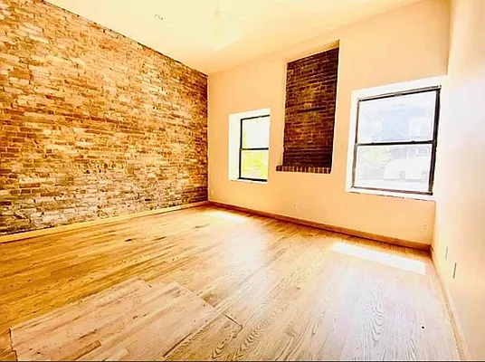 Rented by null | media 1