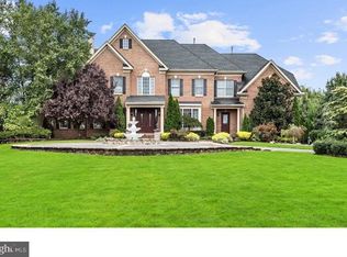 404 Salem Xing, Moorestown, NJ 08057