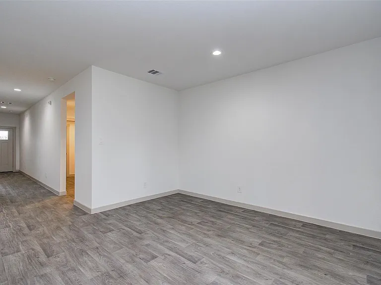 10602 Great Basin Dr — Photo 11