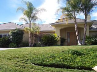 6843 Canyon Hill Dr, Riverside, CA 92506