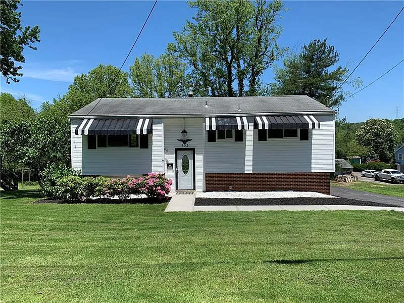 103 Myrtle St photo 1