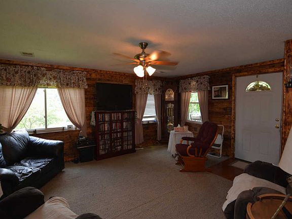 5th image of 158 Woodard Ln