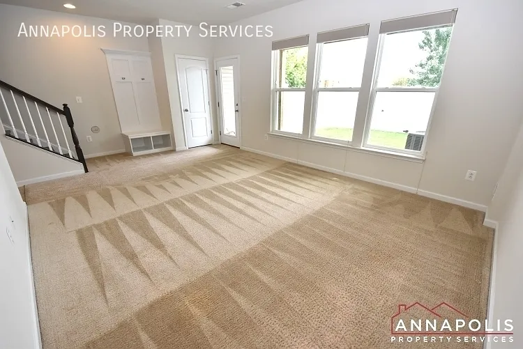 7827 Bakers Creek Ln — Photo 9