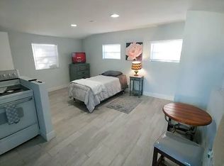 618 S Laurel Ave #1/2, Sanford, FL 32771