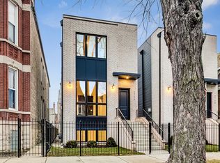 2734 W Crystal St, Chicago, IL 60622