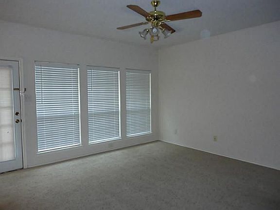 3rd image of 7509 Jamie Renee Ln
