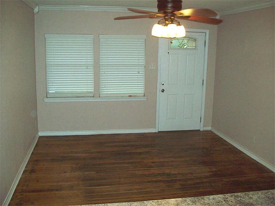 1st image of 10410 Aves St