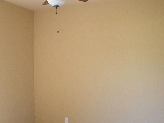 5th image of 741 Emma Dr