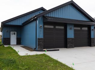 3513 Calgary Loop, Bismarck, ND 58503