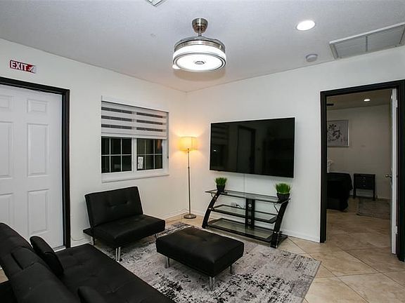 3rd image of 1734 NE 20th Ave APT 1