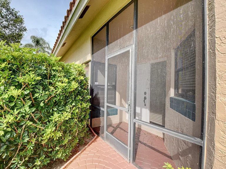 22667 Meridiana Dr — Photo 4
