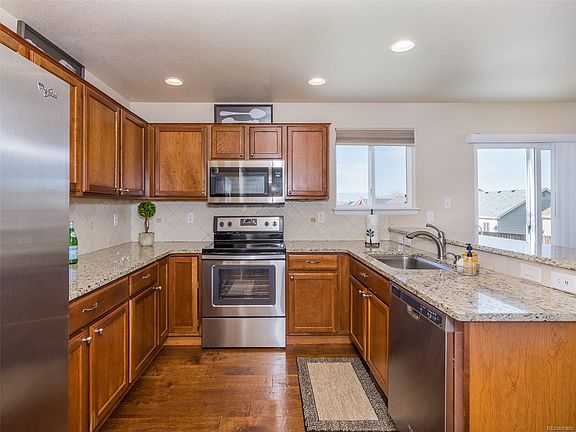 5th image of 7643 Steward Ln