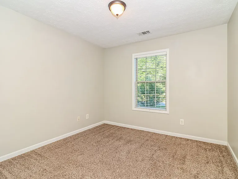 97 Summer Creek Dr — Photo 12