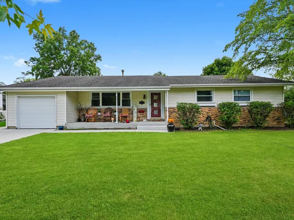 1163 E Plate Dr, Palatine, IL 60074