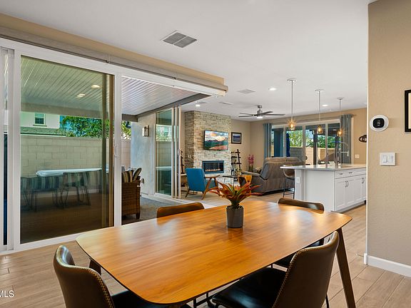 5th image of 2055 E PARK VIEW Lane