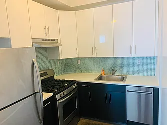 Rented by Flatiron Real Estate Advisors LLC