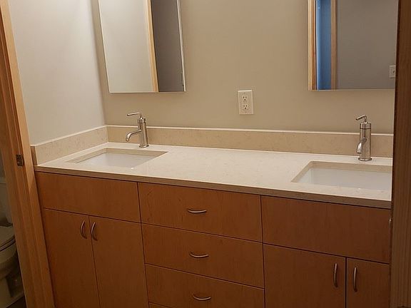 5th image of 1568 Eustis St #1588B107