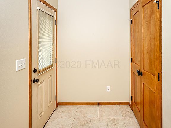 3rd image of 3561 22nd Ave S
