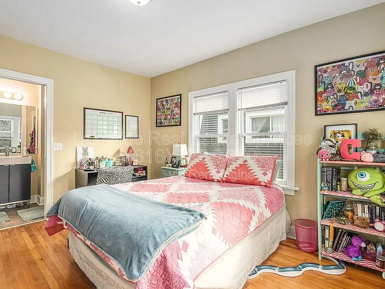 928 Calvin Ave SE — Photo 15